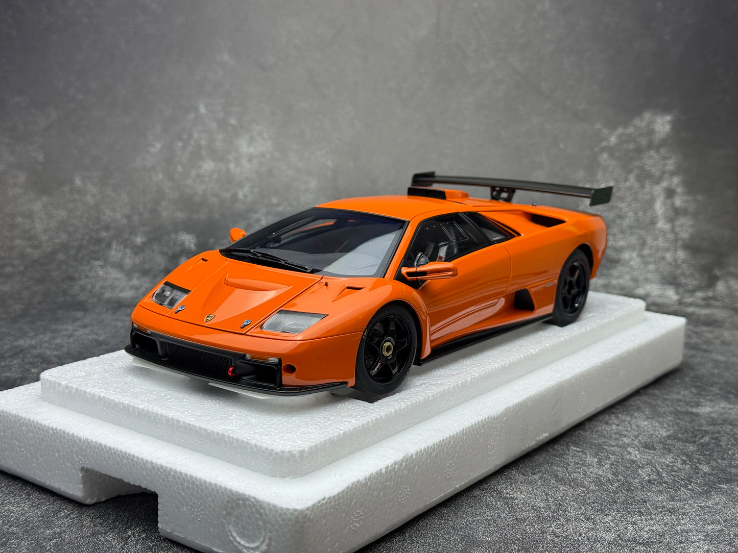 AUTOart 1/18  DIABLO GTR ABS Car Model Of Holiday Gifts Company Gifts