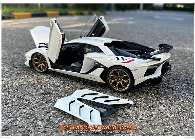 AUTOART 1/18 Lamborghini Aventador SVJ Car Model