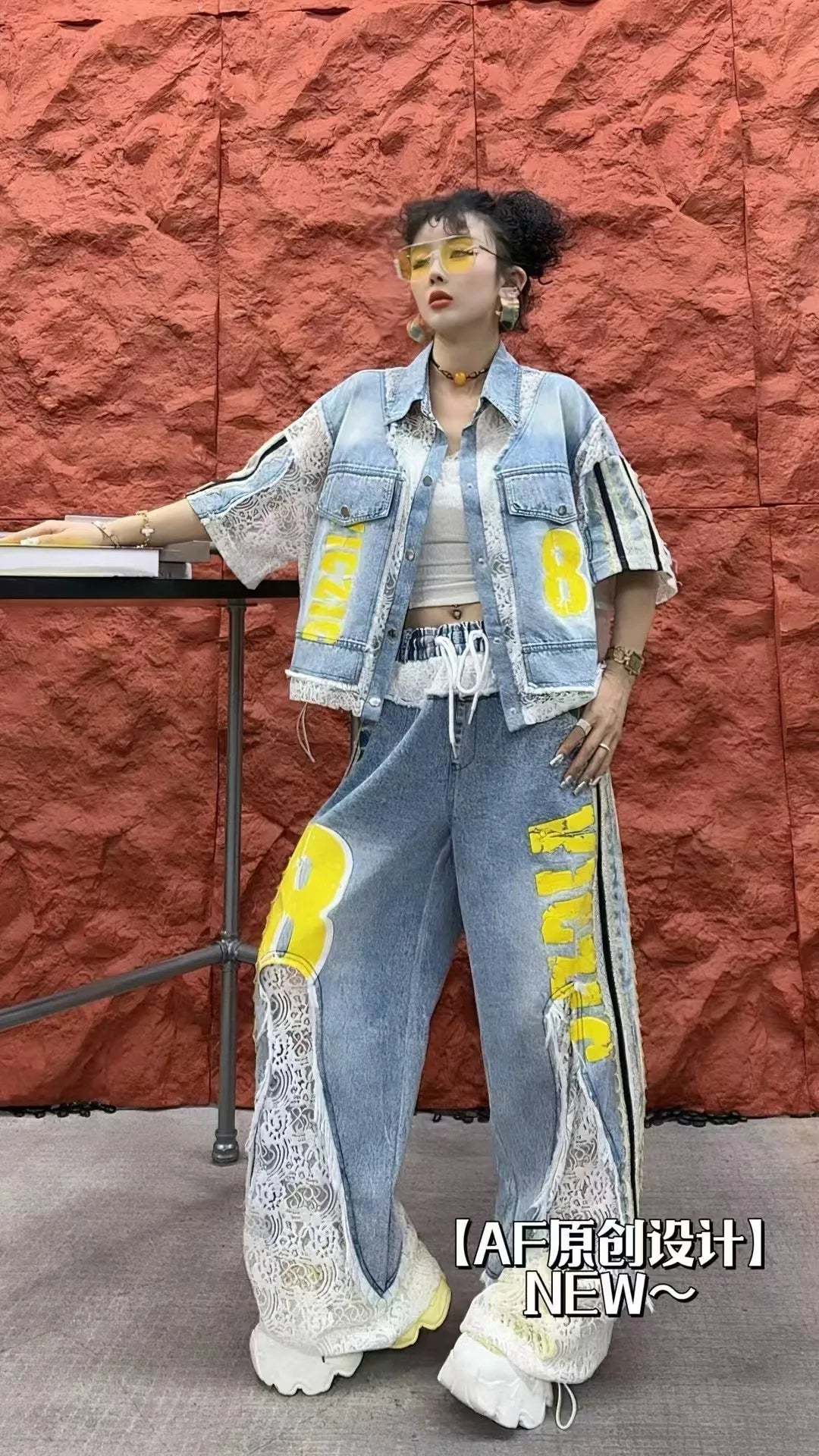 European Trend Suit Women's Spring Summer New Lace Stitching Digital Female Print Lapel Top Straight Loose Pants