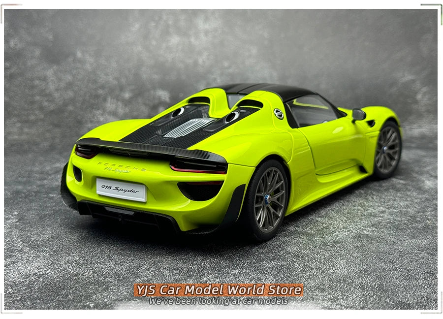 AUTOART  1/18 scale 918 SPYDER Model Car Martini Livery  display holiday gift