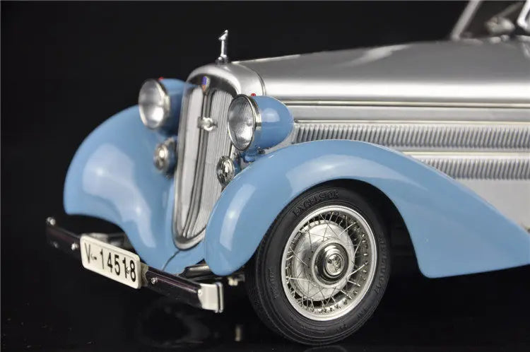 CMC 1:18 225 Roadster 1935 Simulation Limited Edition All Open Alloy Metal Static Car Model Toy Gift