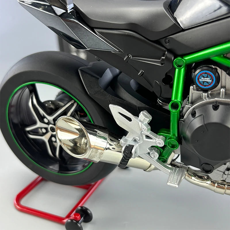 Spray 1:6 Kawasaki Racing Ninja 500 H2R Motorcycle Simulation Sound Light  Fast And Furious Collection Model car Gift