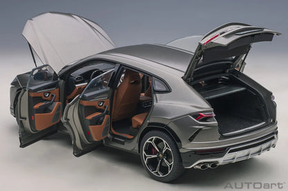 AUTOART New model 1/18 scale LAMBORGHINI URUS   car model Static display Collection Holiday gift