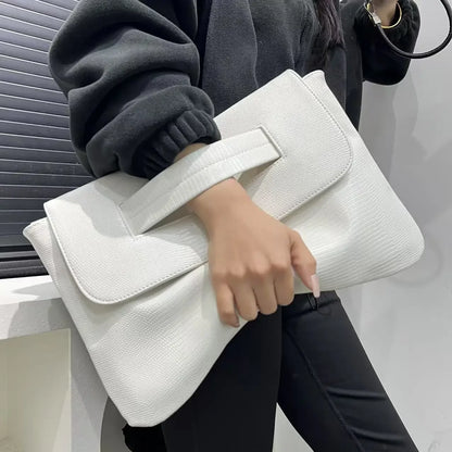 Ladies' fashionable retro snake patterned handbag with high capacity and detachable shoulder strap, single shoulder bag