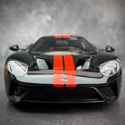 AUTOART 1:18 scale Ford GT ABS material Full Open car model Static Display Holiday gift collection Sports car model