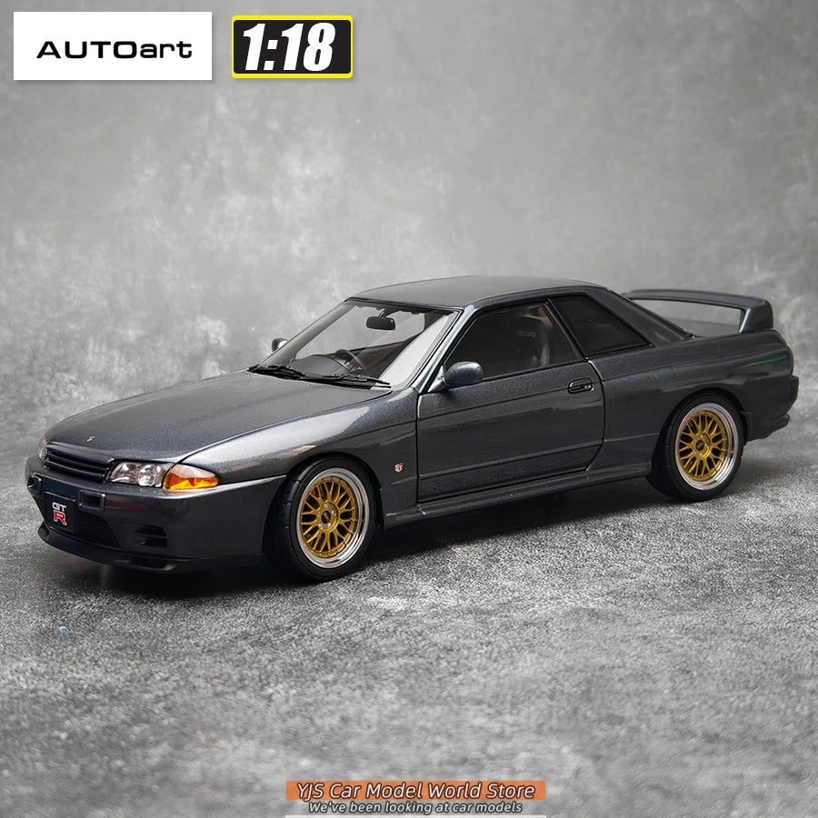 AUTOART 1/18 Nissan R32 V-SPEC II TUNED VERSION  Car model  Send to a friend  Personal collection Static ornamen