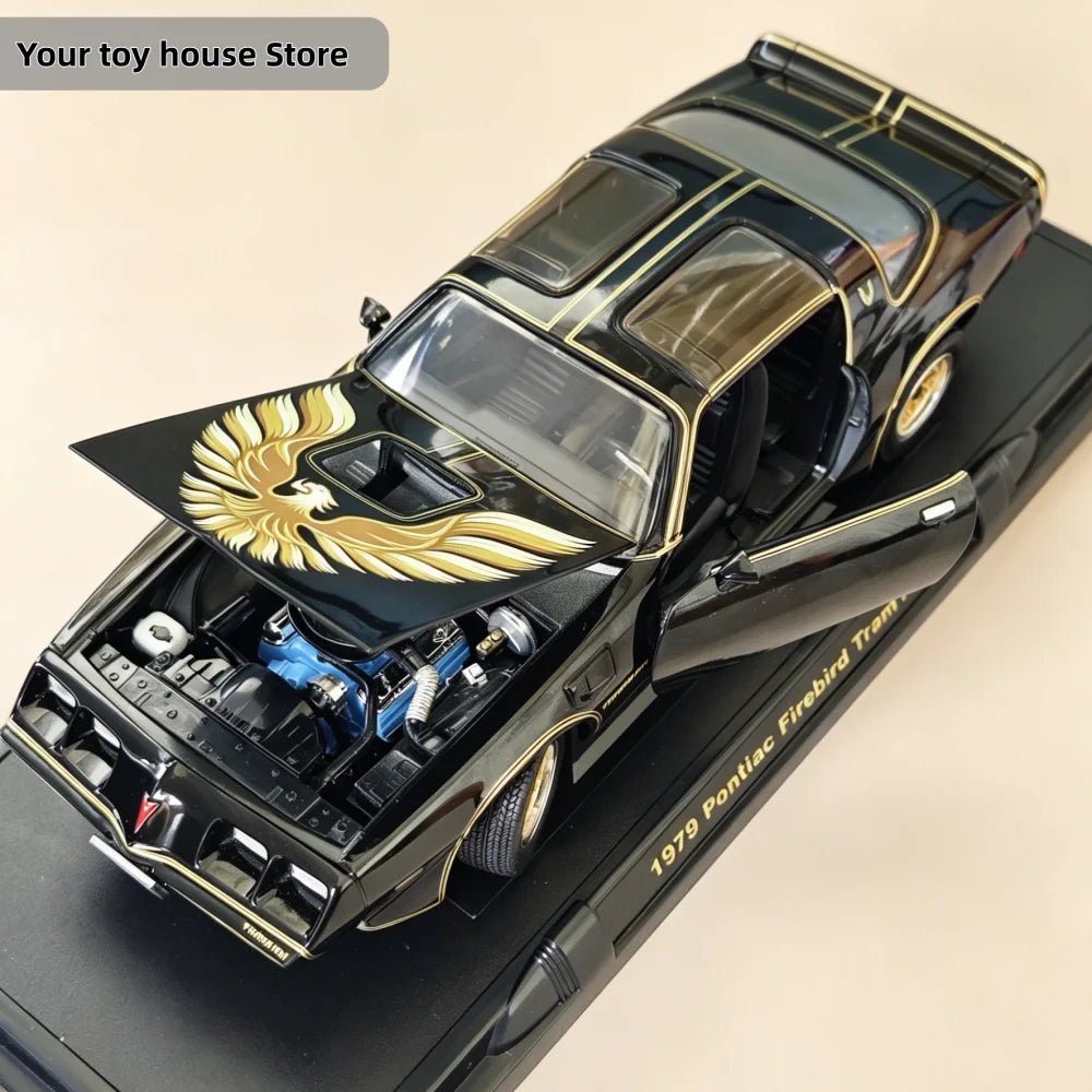 Die-cast 1:18 Scale 1979 Pontiac Firebird Tram Simulation Alloy Static Car Model Gift Toy Ornament Birthday Gift Home Decoration