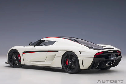 AUTOart model 1/18 Scale New  Koenigsegg Regera car model Static Decorative Items Holiday Gift Collection