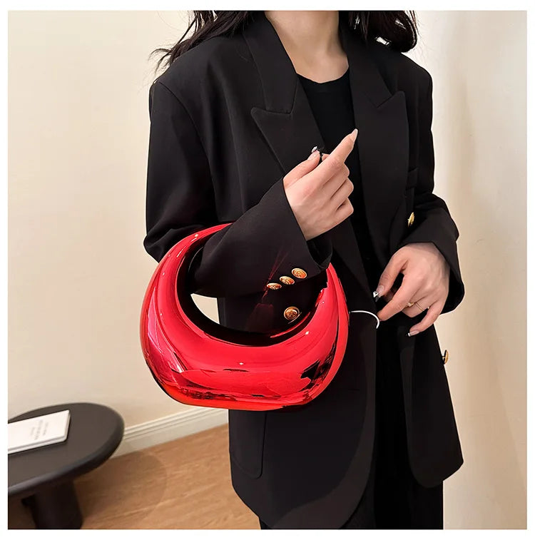 Hot Selling Creative Design Women's Top-Handle Bag PVC Metallic Luster Half Moon Banquet Women's Bag 2026 New Luxury Handbag