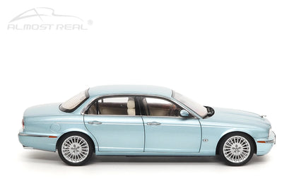 Almost Real AR 1/18 Jaguar XJ6 X350 Car models give gifts to friends Adult toys Birthday gifts to friends Company show metal