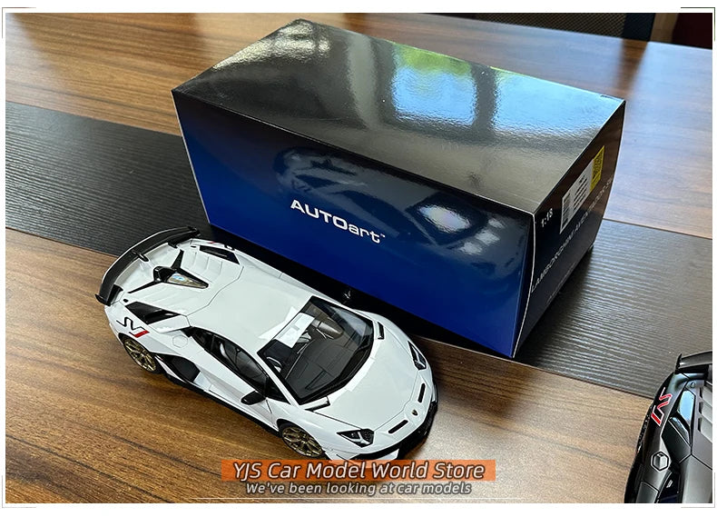 AUTOART 1/18 Lamborghini Aventador SVJ Car Model