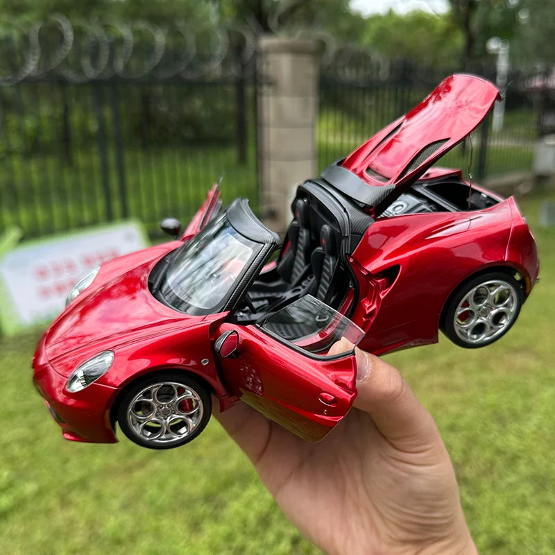 AUTOART 1/18 Alfa Romeo 4C Car Model