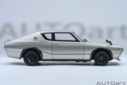 NISSAN SKYLINE 2000 GT-R (KPGC110) TUNED VERSION RS WATANABE WHEEL AUTOart 1/18 Static display model gift collection