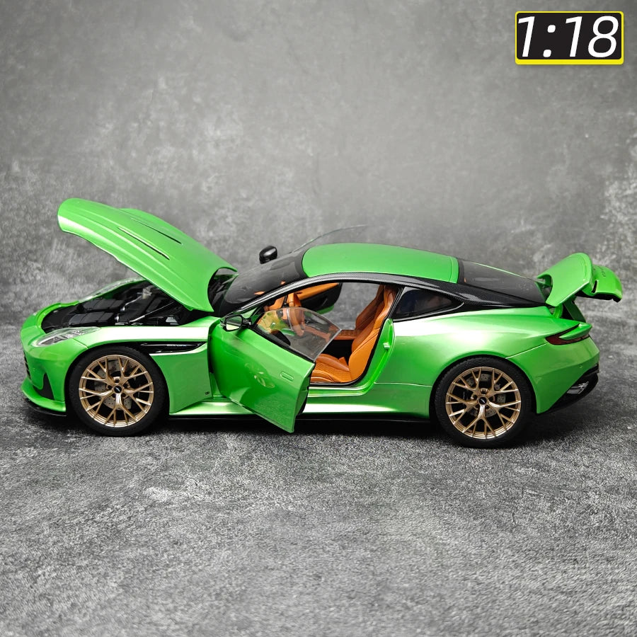 Xiao Guang 1/18 Aston Martin DB12 Car Model