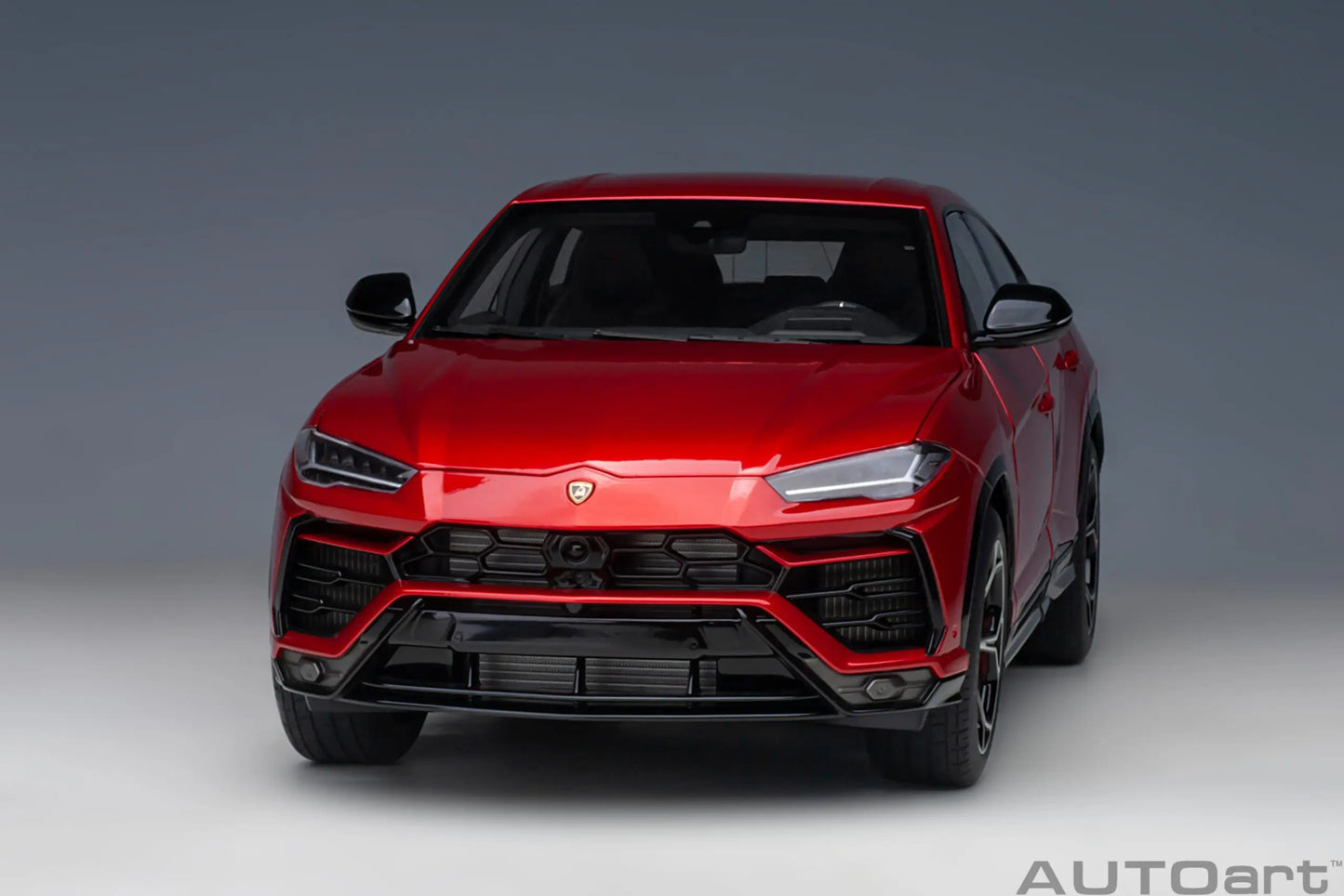 AUTOART New model 1/18 scale LAMBORGHINI URUS   car model Static display Collection Holiday gift