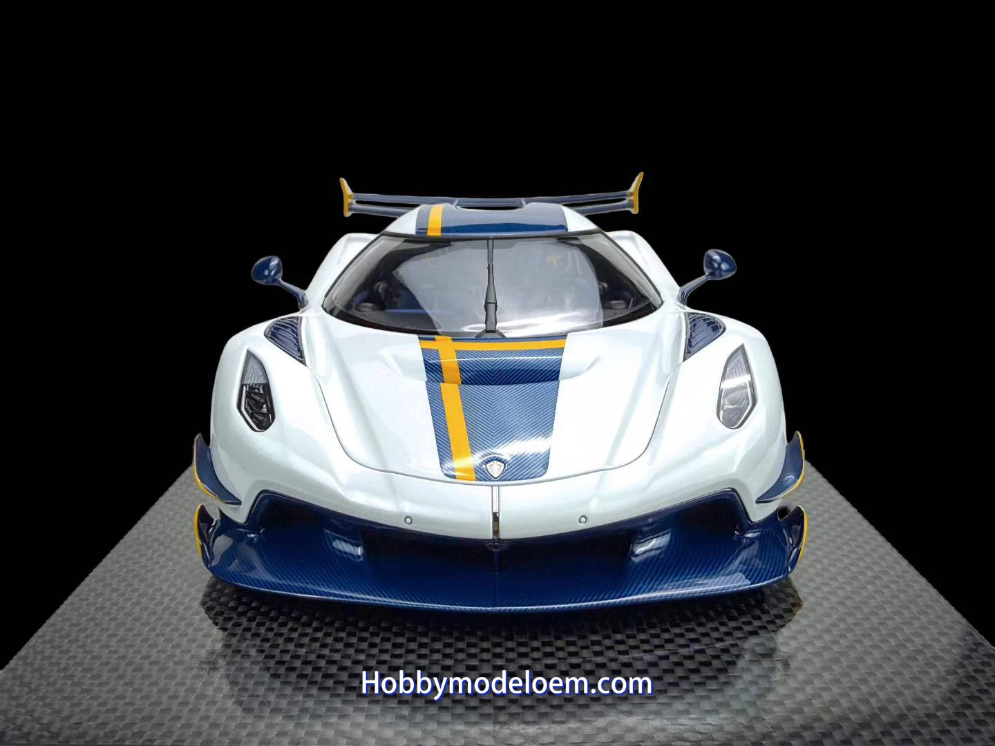 Frontiart New Release 1：18 Koenigsegg Jesko Crystal White Resin Model Car