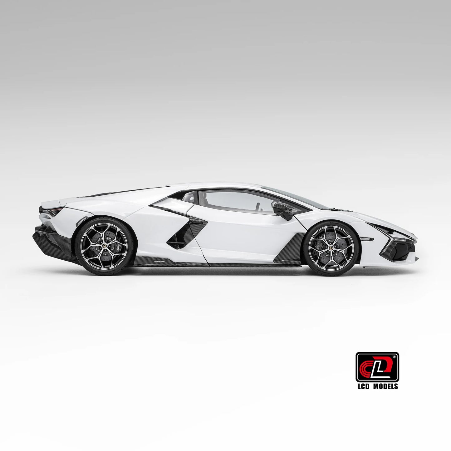 LCD Cast model collection 1:18 Lamborghini Revuelto Collection of metal sports car models