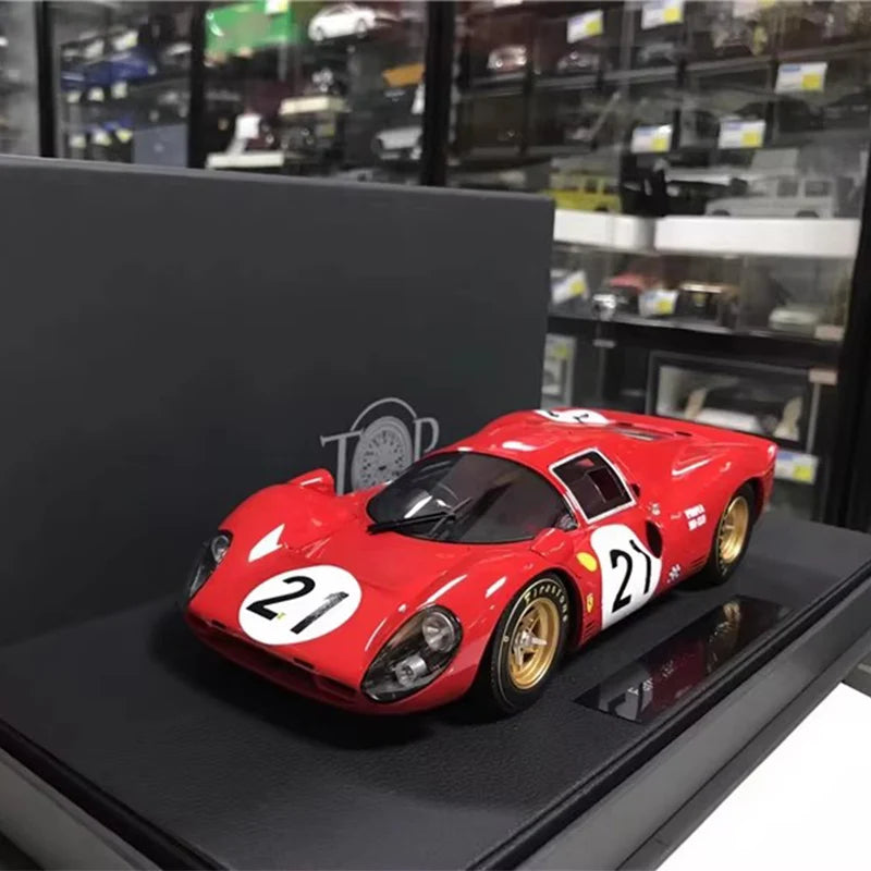 Top 1:18 Scale 330P4 1967 Sports Car Simulation Resin Car Model Toy Adult Fans Collection Gift Display Souvenir