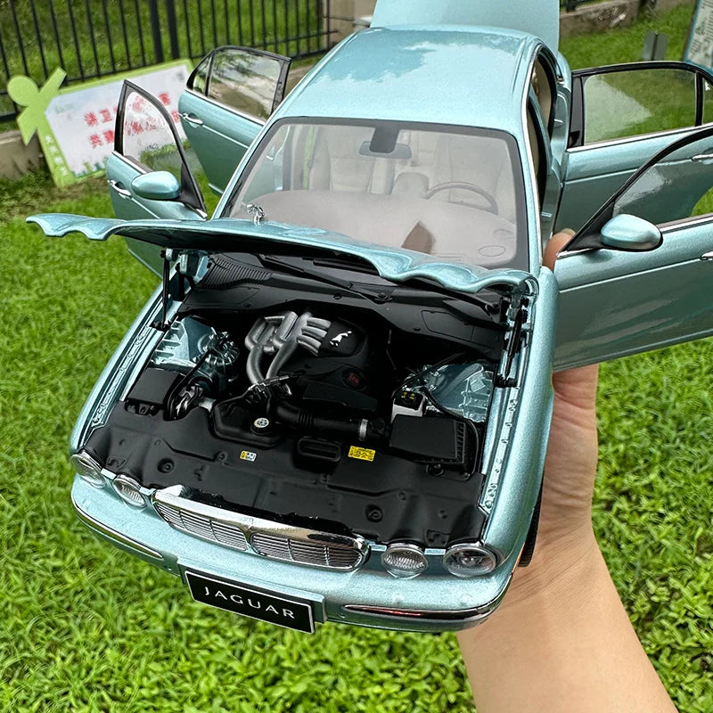 Almost Real AR 1/18 Jaguar XJ6 X350 Car models give gifts to friends Adult toys Birthday gifts to friends Company show metal
