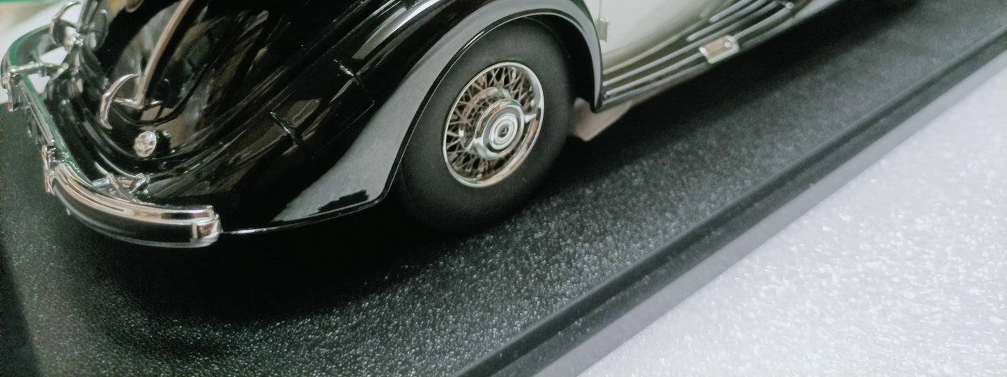 Cult 1:18 540K B 1936 Vintage Car Simulation Limited Edition Resin Metal Static Car Model Toy Gift