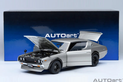 NISSAN SKYLINE 2000 GT-R (KPGC110) TUNED VERSION RS WATANABE WHEEL AUTOart 1/18 Static display model gift collection