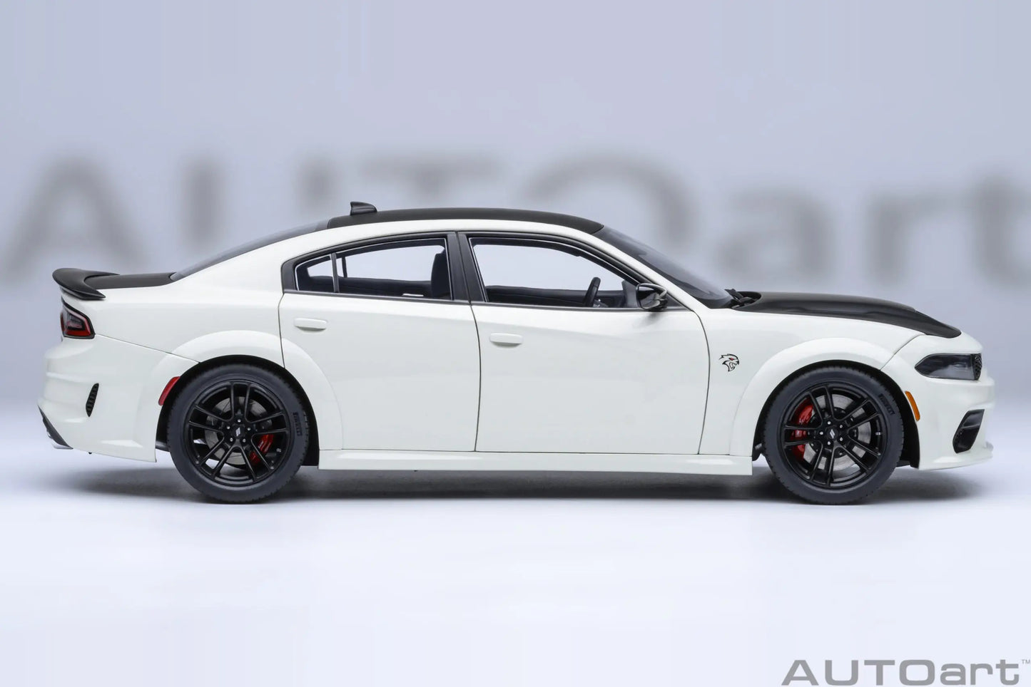AUTOART 1/18 Dodge Charger SRT Hellcat Redeye Jailbreak Car model  Send to a friend  Personal collection Static ornament