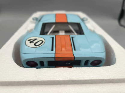 Autoart 1:18 GT40 No.40 Simulation Limited Edition All Open Alloy Metal Static Car Model Toy Gift