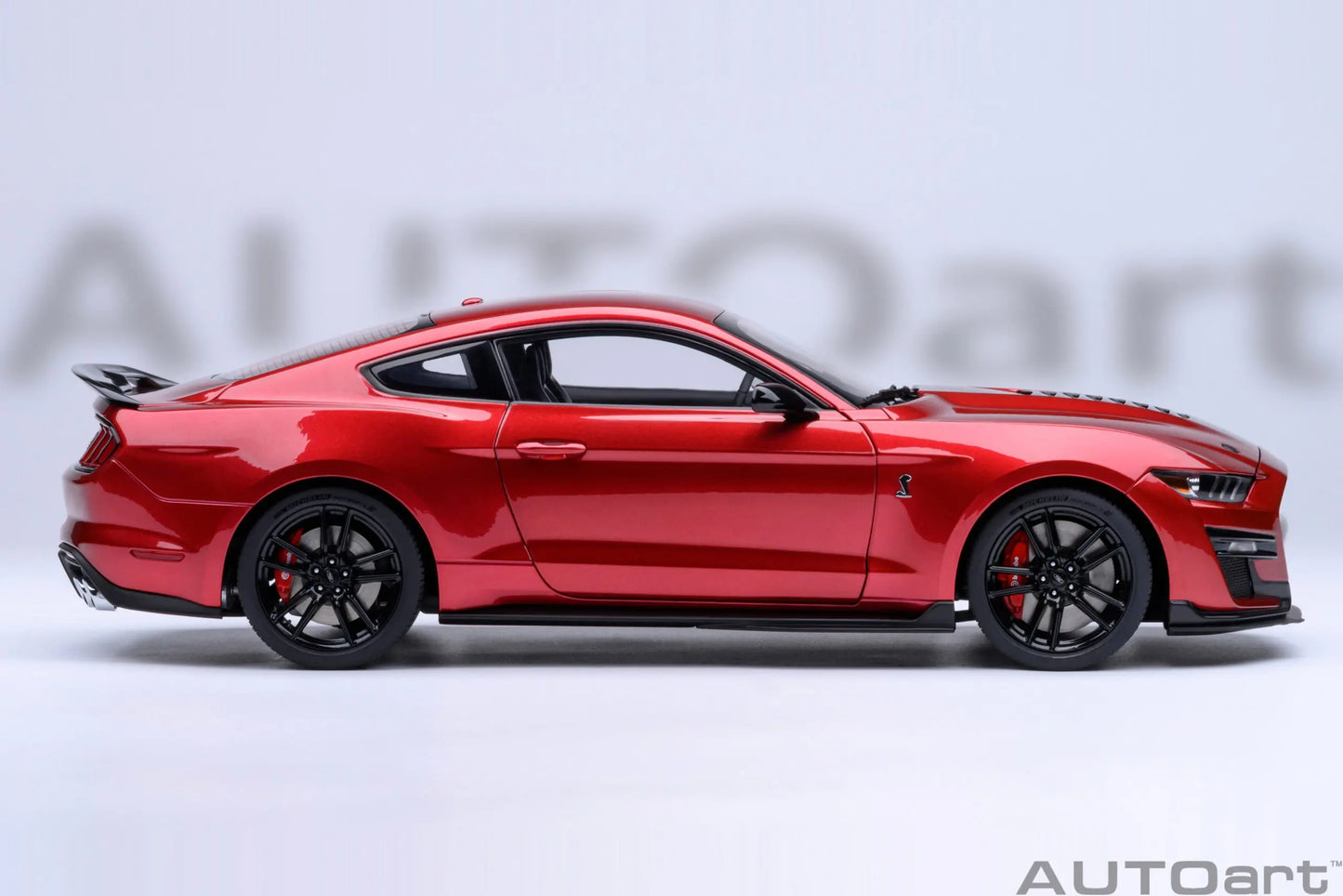 AUTOART New 1/18 scale Ford Mustang Shelby GT500 WHITE SILVER  Sports car model Static display Collection Holiday gift 73097