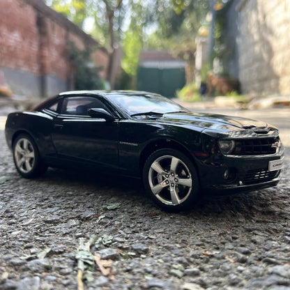 GM Chevrolet Camaro 1:18 ,Paint With Defect,Diecast Model for Collection and Display