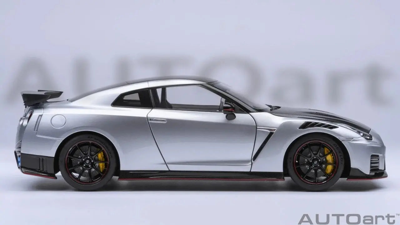 AUTOart 1:18 FOR Nissan GT-R35 NISMO 2022 SPECIAL EDITION Sports car model Car model Holiday gift Static ornament