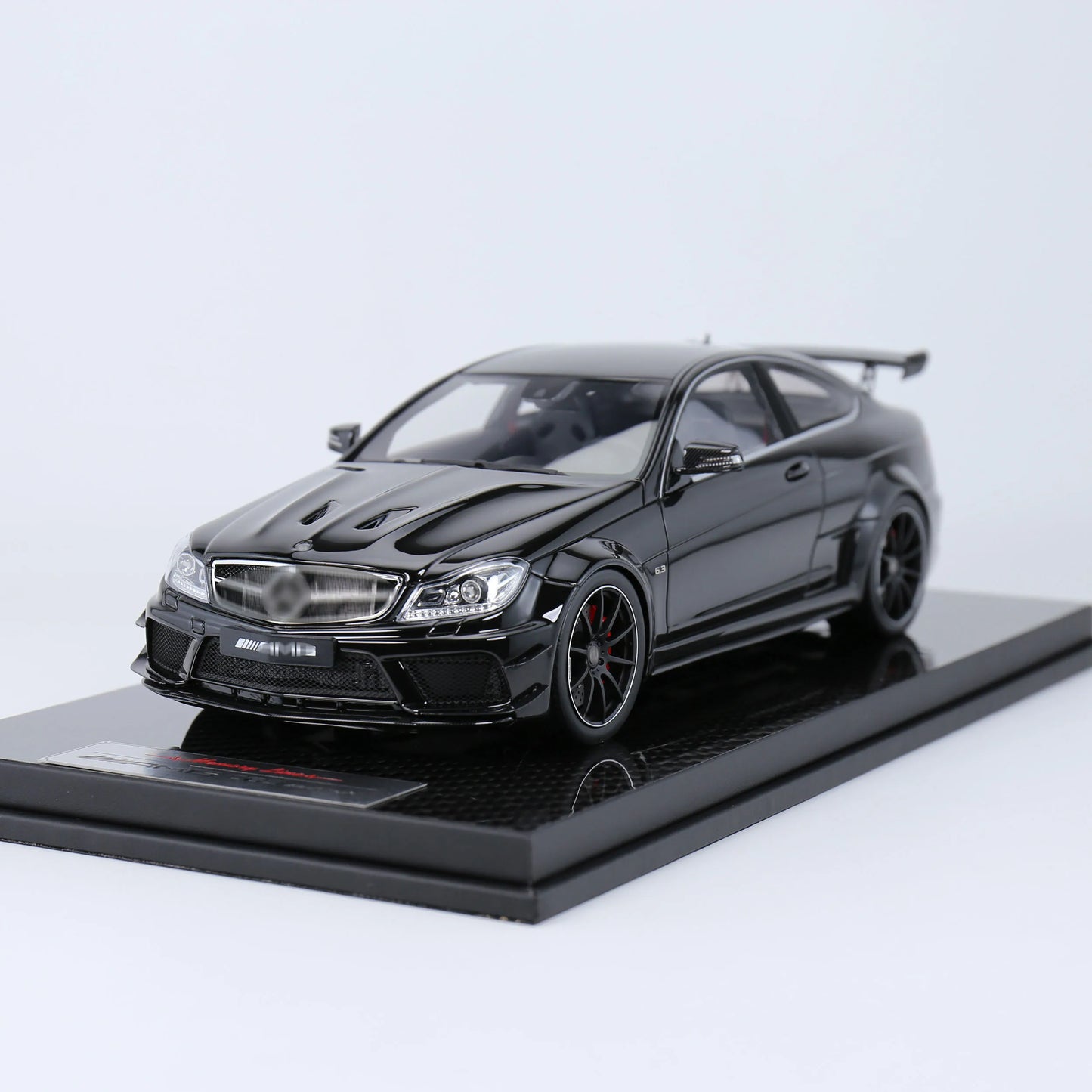 1/18  C 63 Black Series resin model Memory Line collectibles