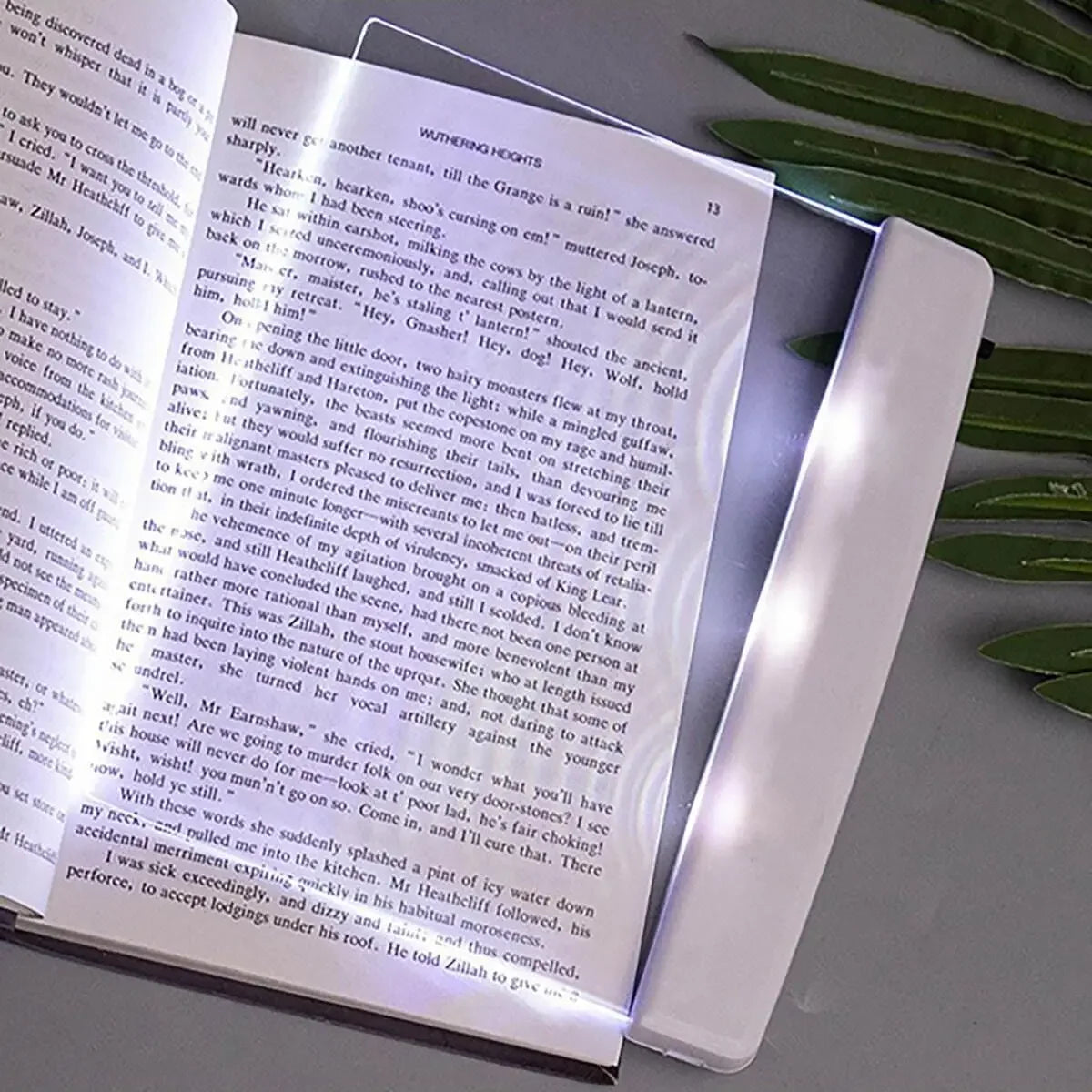 LED Wireless Book Lamp Dormitory Night Reading Eye Protection AAA Battery LED Creative Portable Table Lamp for Bedroom