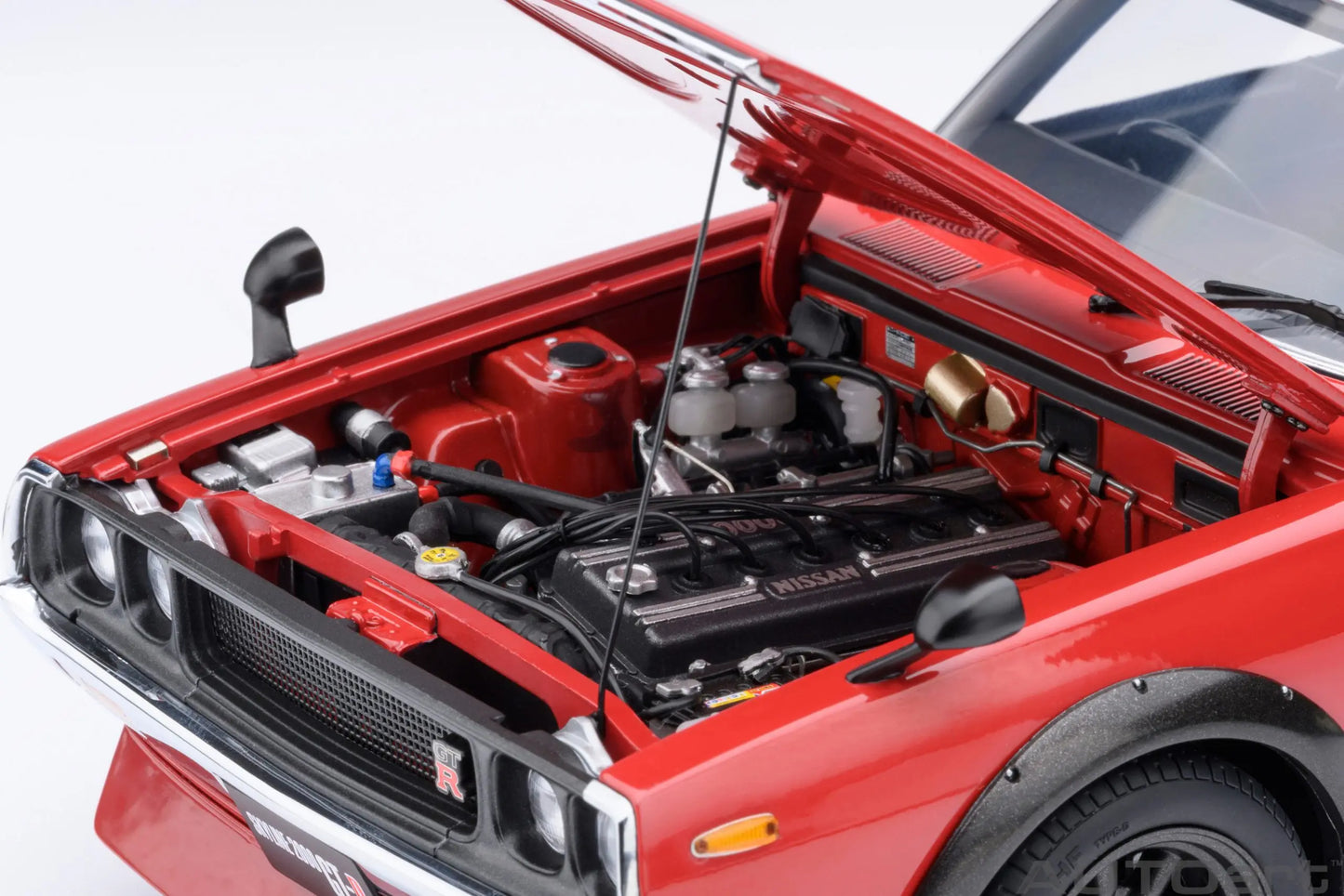 NISSAN SKYLINE 2000 GT-R (KPGC110) TUNED VERSION RS WATANABE WHEEL AUTOart 1/18 Static display model gift collection