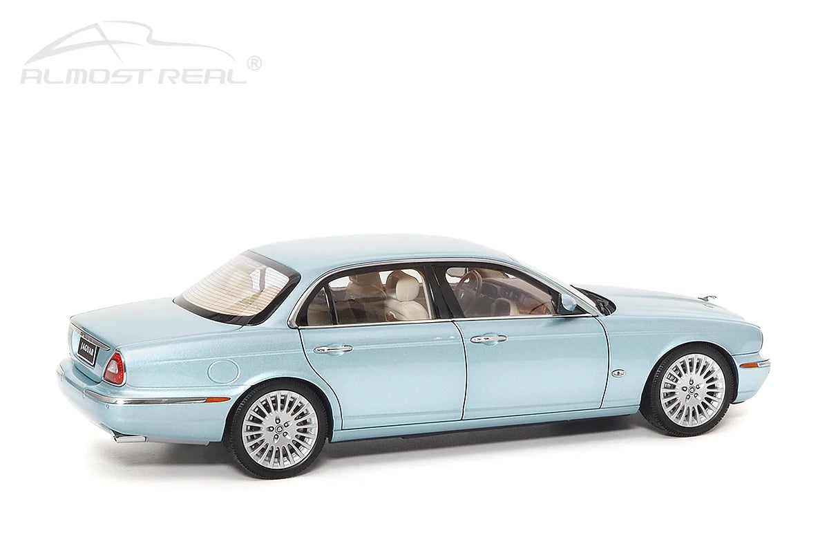 Almost Real AR 1/18 Jaguar XJ6 X350 Car models give gifts to friends Adult toys Birthday gifts to friends Company show metal