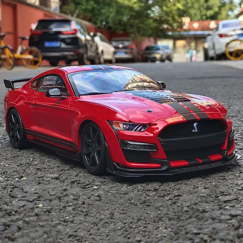 Ford Mustang Shelby GT500  1:18 Alloy Sports Car Model Diecast Metal Racing Car Vehicles Model Sound and Light Toy Gift