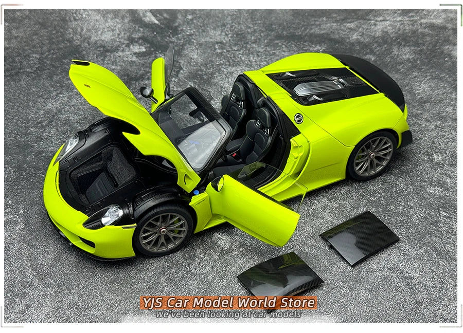 AUTOART  1/18 scale 918 SPYDER Model Car Martini Livery  display holiday gift