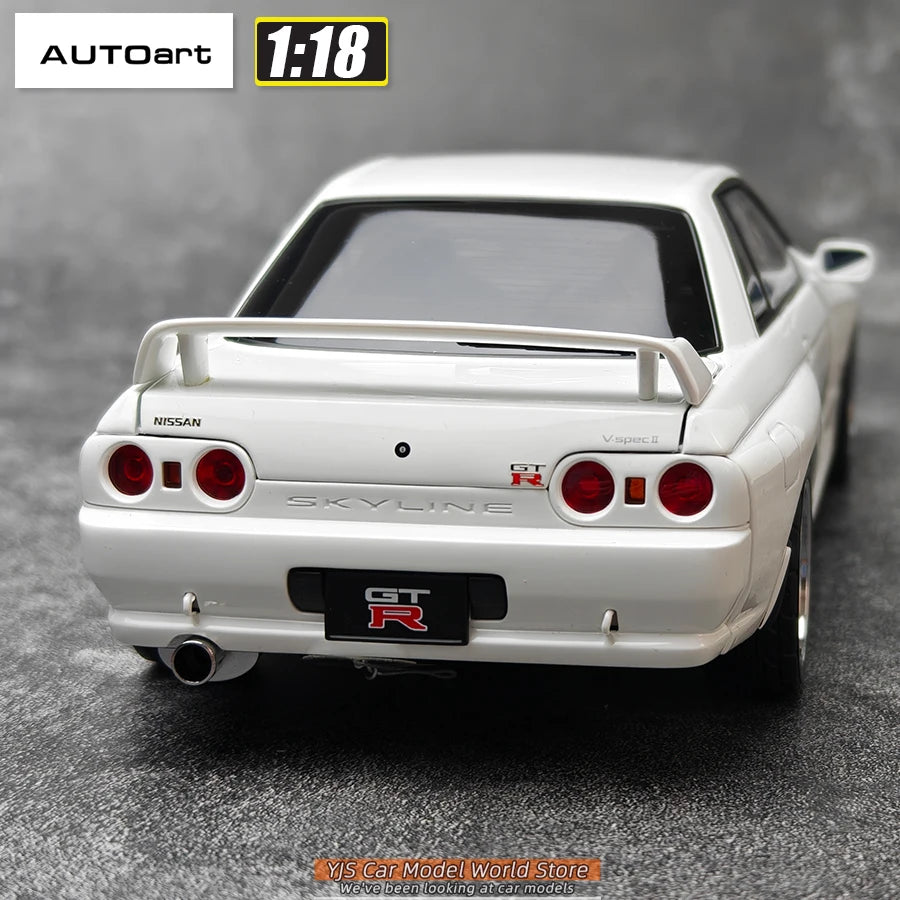 AUTOART 1/18 Nissan R32 V-SPEC II TUNED VERSION  Car model  Send to a friend  Personal collection Static ornamen
