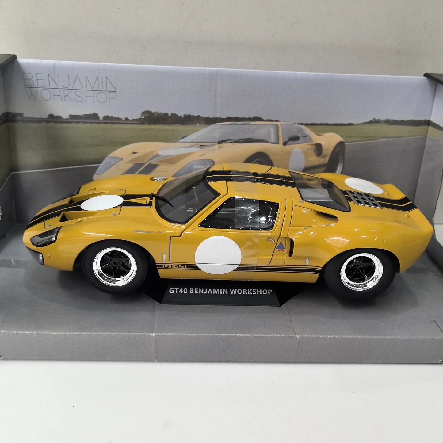 Diecast SOLIDO 1/18 Scale FORD GT40 Racing U1 Alloy Car Model