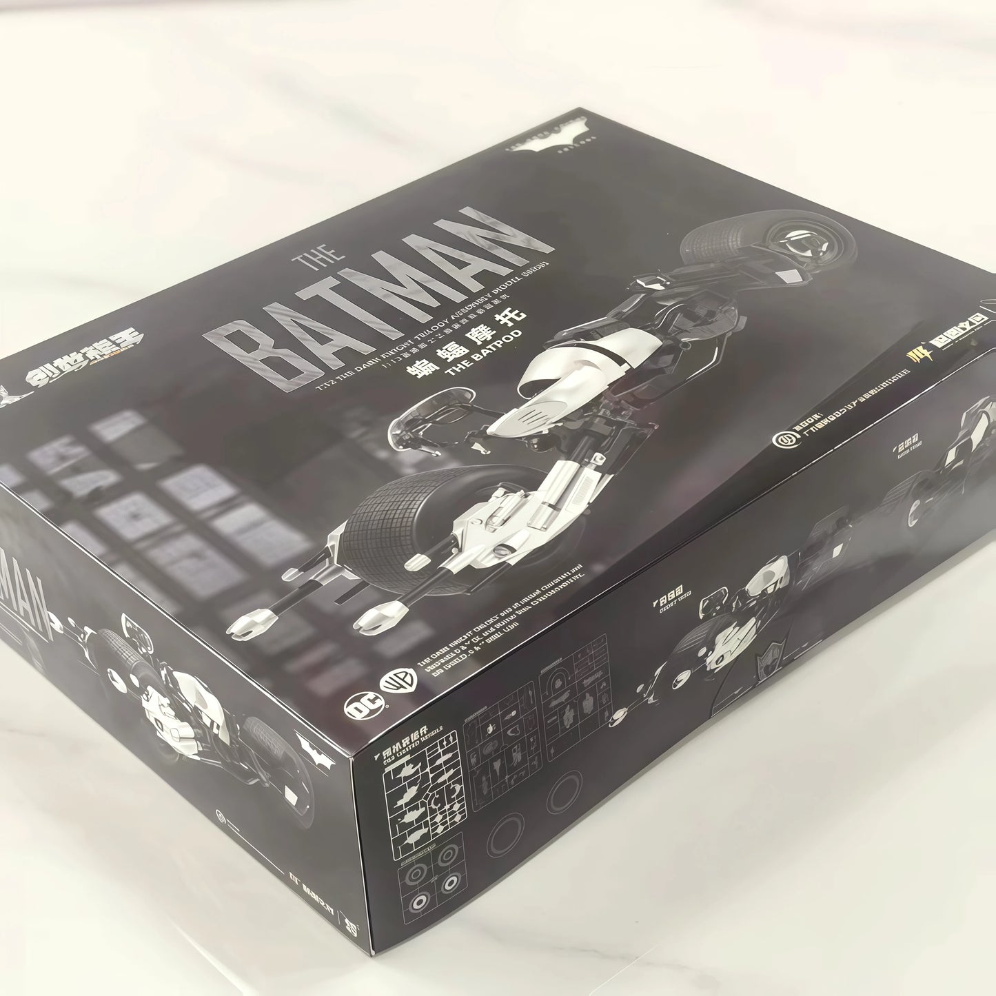 Original MODOKING Batman BATPOD DC Justice League The Dark Knight Bruce Wayne Action Figure SDARK KNIGHT TRILOGY Model Toys Gift