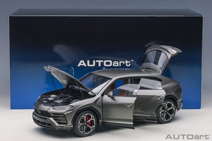 AUTOART New model 1/18 scale LAMBORGHINI URUS   car model Static display Collection Holiday gift
