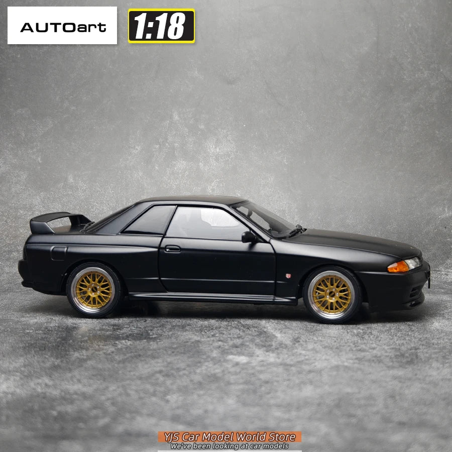 AUTOART 1/18 Nissan R32 V-SPEC II TUNED VERSION  Car model  Send to a friend  Personal collection Static ornamen