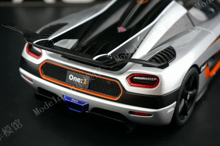 Autoart 1:18 One1 Simulation Limited Edition All Open Alloy Metal Static Car Model Toy Gift