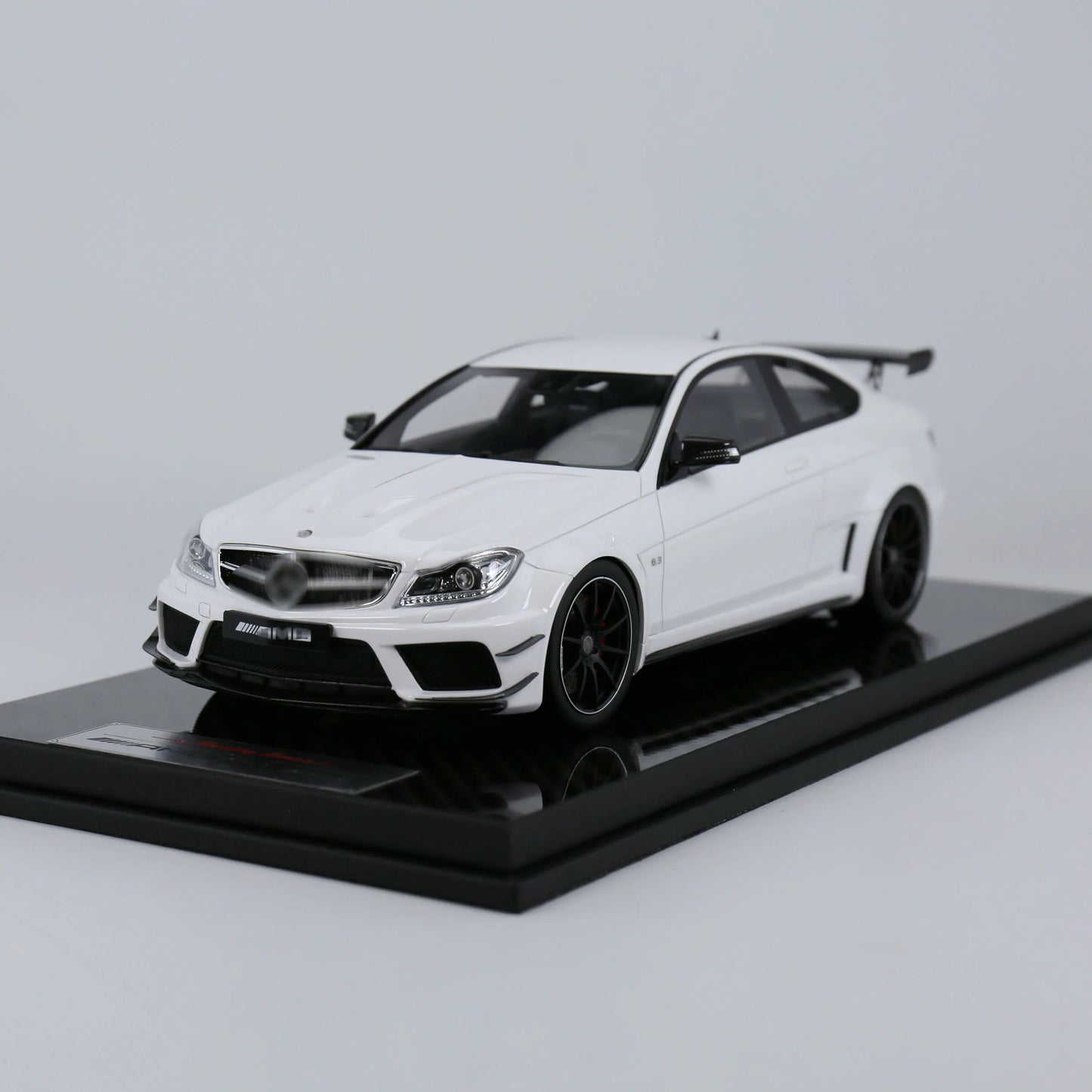 1/18  C 63 Black Series resin model Memory Line collectibles