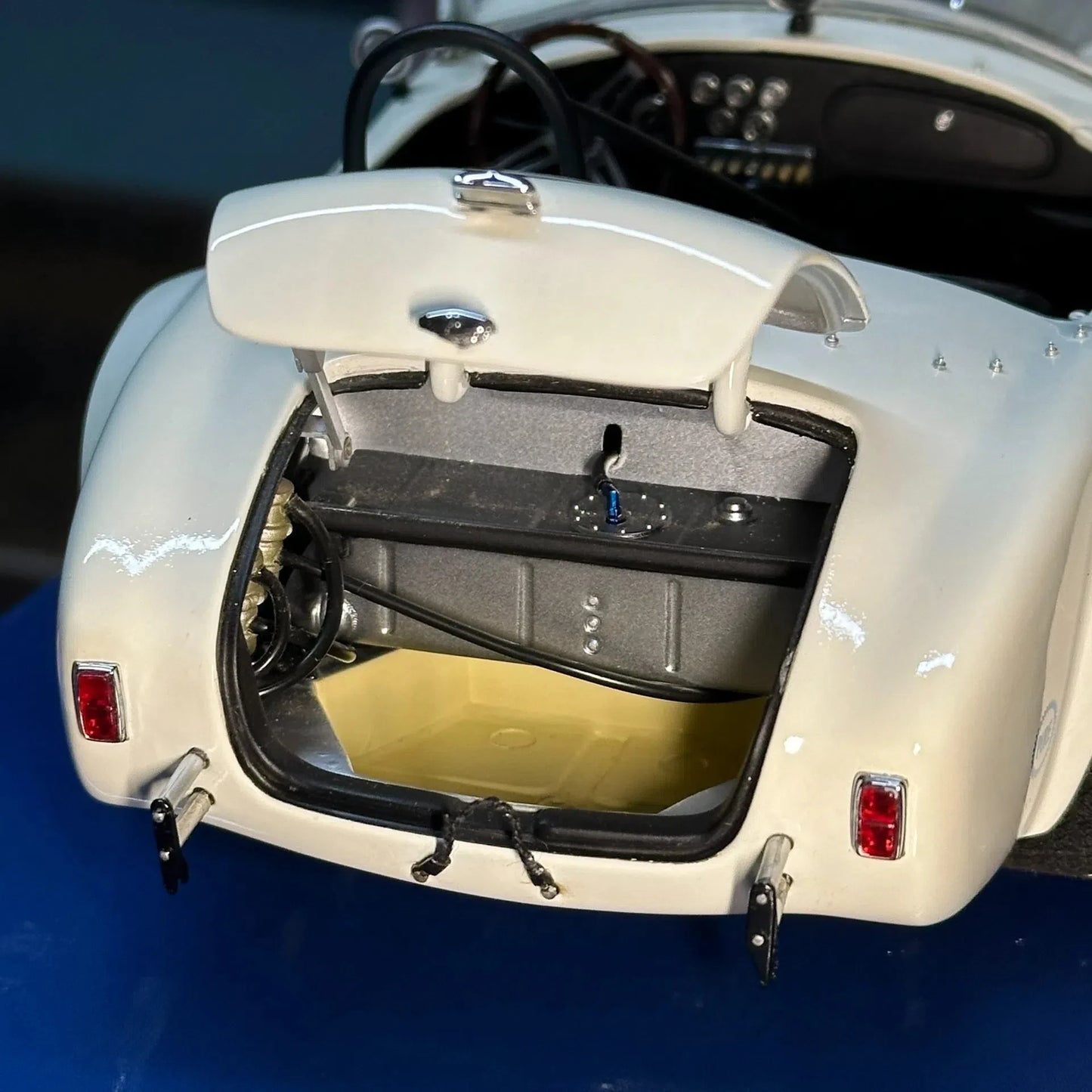 Exoto 1:18 AC Cobra Shelby 289 #97 Simulation Limited Edition All Open Alloy Metal Static Car Model Toy Gift