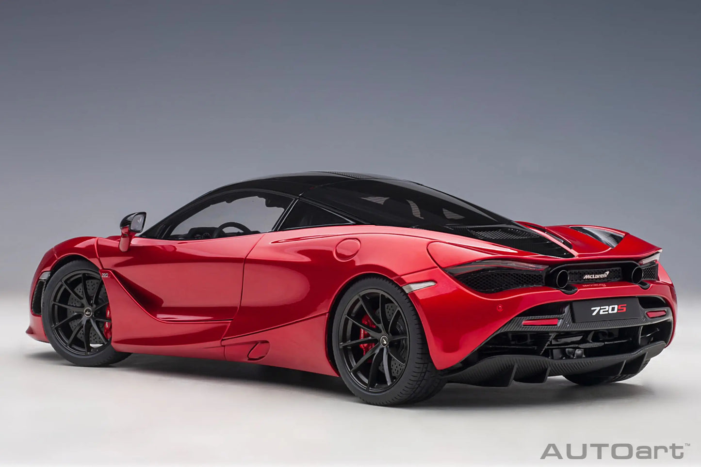 AUTOart 1:18 scale for McLaren 720S  Sports car model static display pieces holiday gift collection