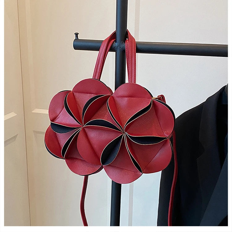 2026 High Quality Niche Bags Waterproof and Durable Design Sense Crossbody Bags PU Flowers Clock Shape Zipper Circular Bags