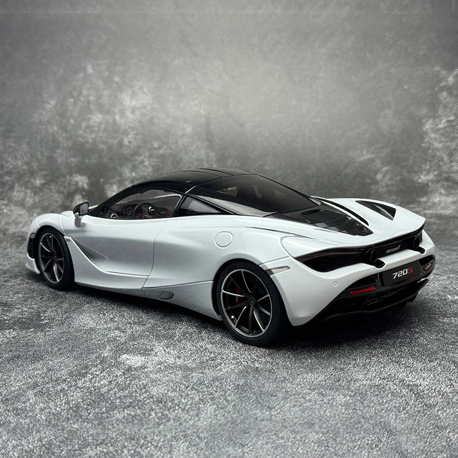 AUTOart 1:18 scale for McLaren 720S  Sports car model static display pieces holiday gift collection