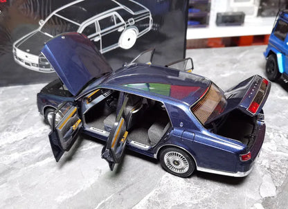 LCD 1/18 Car Model TOYOTA Century Car Model Simulation Model Diecast Model Collect Ornament Boy Custom Birthday Boy Toy Gift