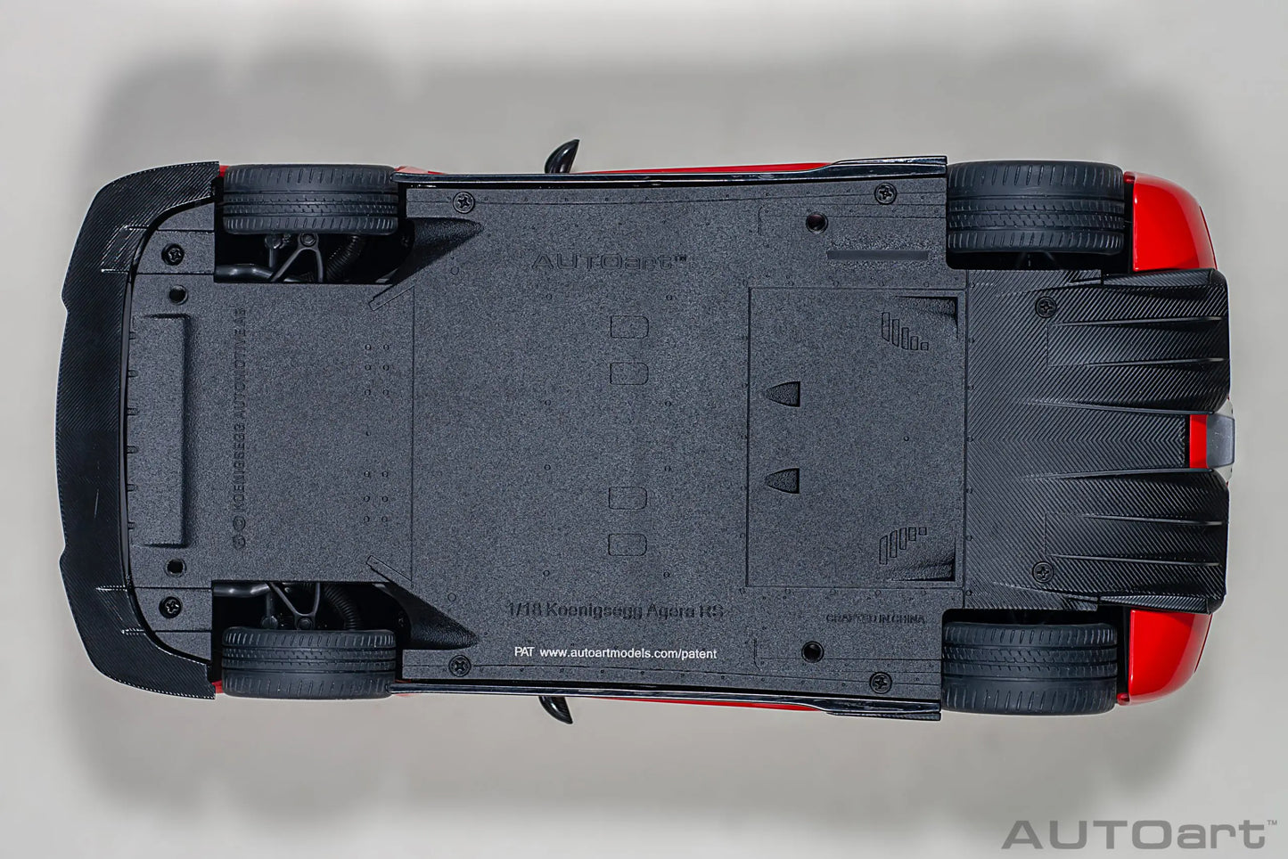 Autoart model 1/18 Scale New KOENIGSEGG AGERA RS car model Static Decorative Items Gift Collection