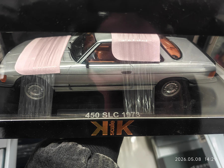 KK Bmw Special Offer Diecast 1/18 Scale Bmw Alloy Car Model Original Box Wrong Base